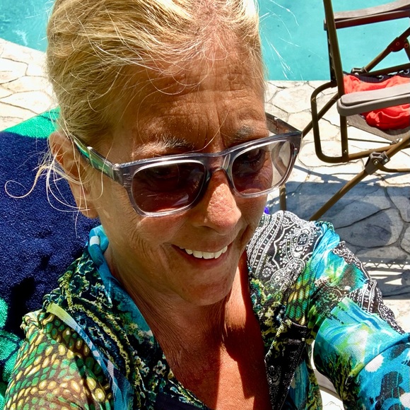 Meet your Posher, Kim - Picture 6 of 6